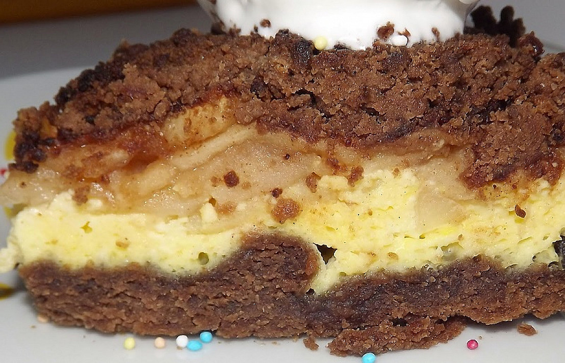 Kakavinis obuolių ir varškės pyragas – Paprasta, greita ir skanu!